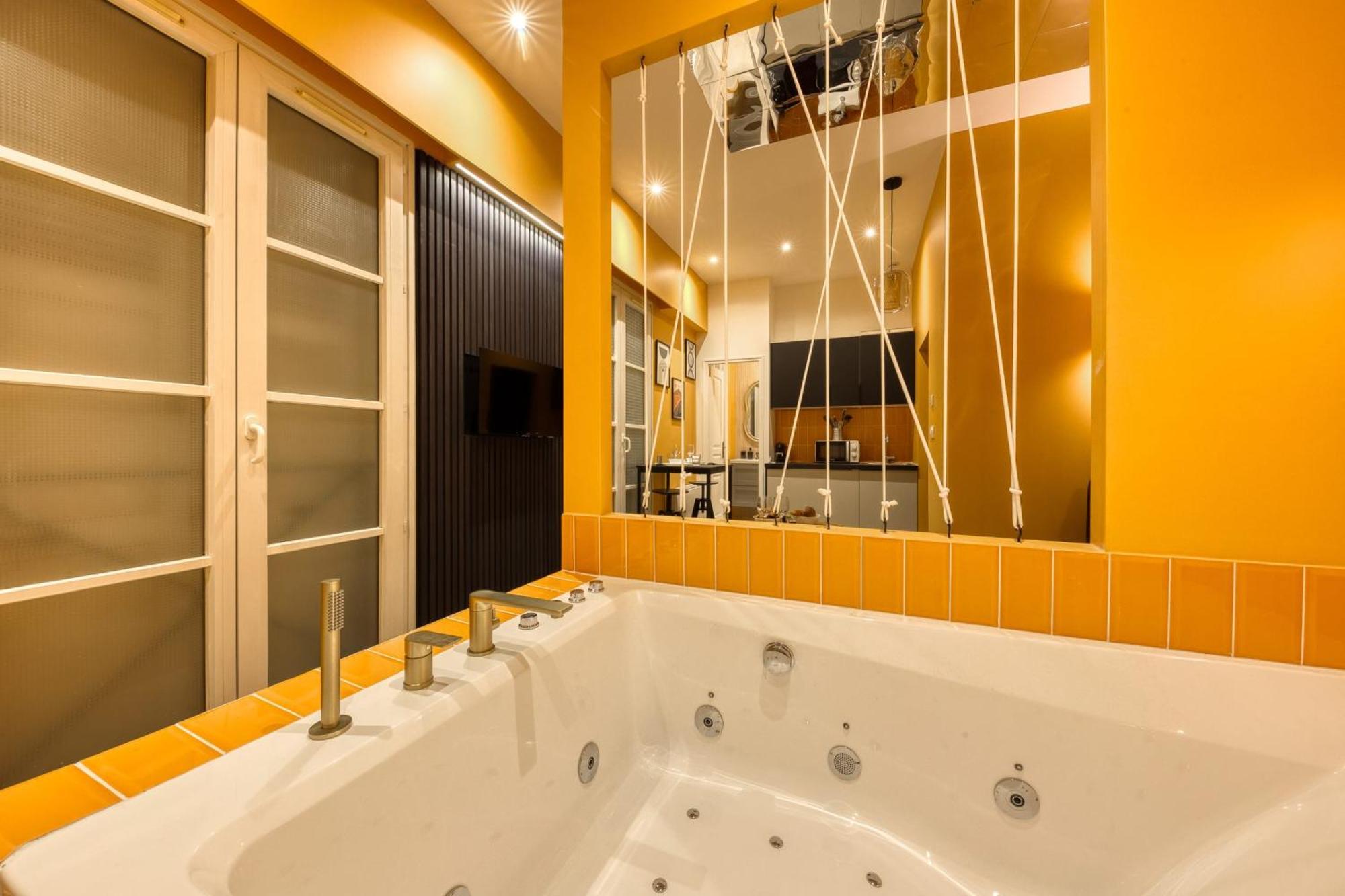 Deluxe Spa Suite Caramel Sweetness Melun Exteriér fotografie